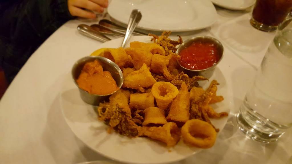 Stevens | restaurant | 401 N Riverside Dr, Gurnee, IL 60031, USA | 8475998533 OR +1 847-599-8533