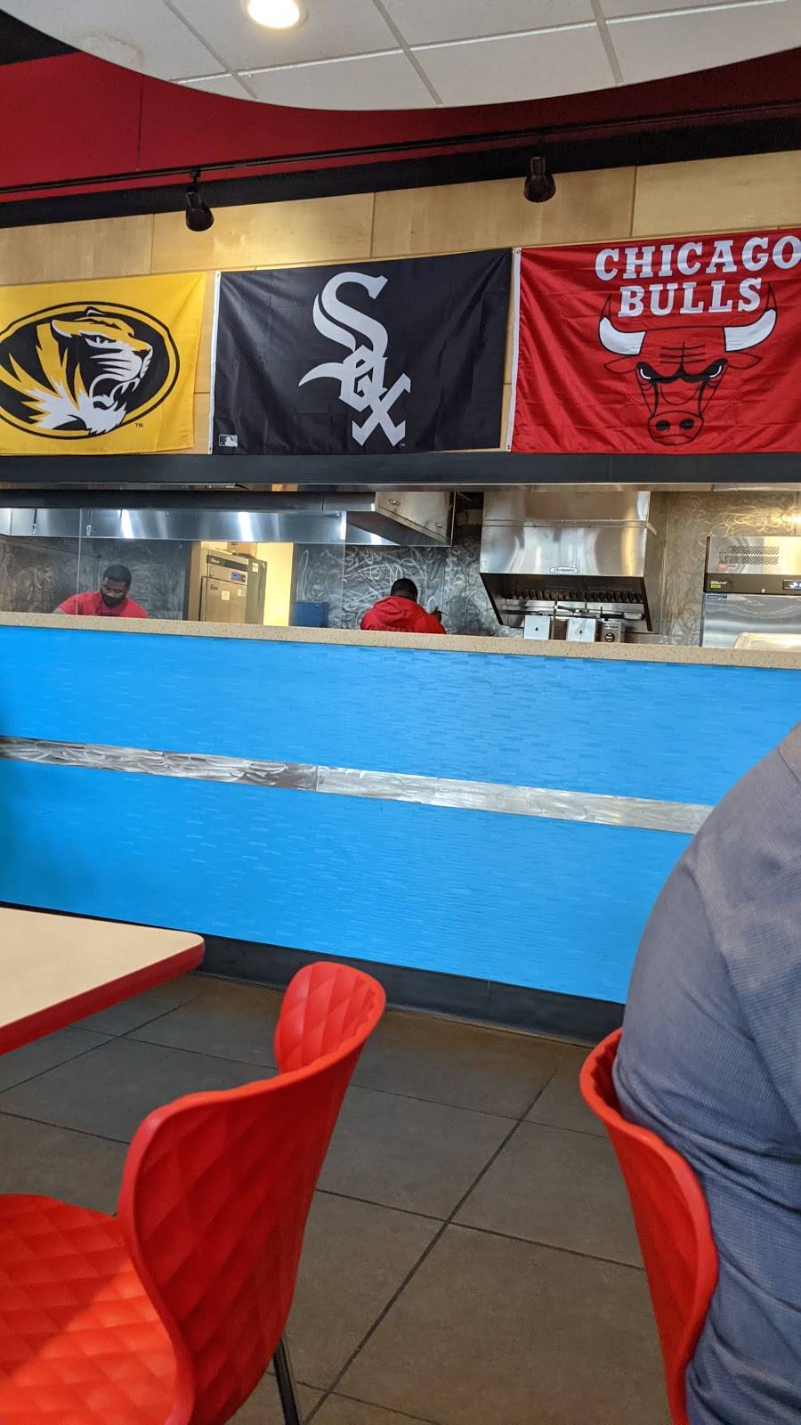 Chi-Town Eats | restaurant | 2900 Trimble Rd #105, Columbia, MO 65201, USA | 5738323352 OR +1 573-832-3352