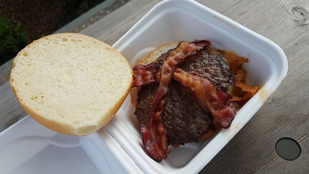 The Patio | restaurant | 2650 S John Williams Way E, Tulsa, OK 74114, USA | 9187791000 OR +1 918-779-1000