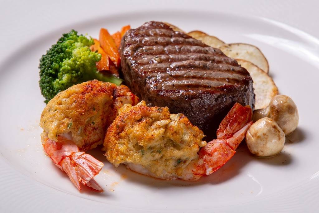 The Oaks Family Restaurant | restaurant | 6705 Easton Rd, Pipersville, PA 18947, USA | 2157667838 OR +1 215-766-7838