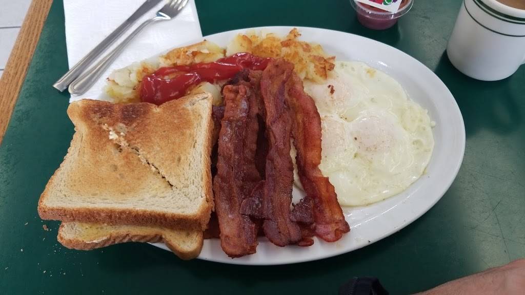 Louis Burgers | restaurant | 2116 Artesia Blvd, Redondo Beach, CA 90278, USA | 3103748149 OR +1 310-374-8149