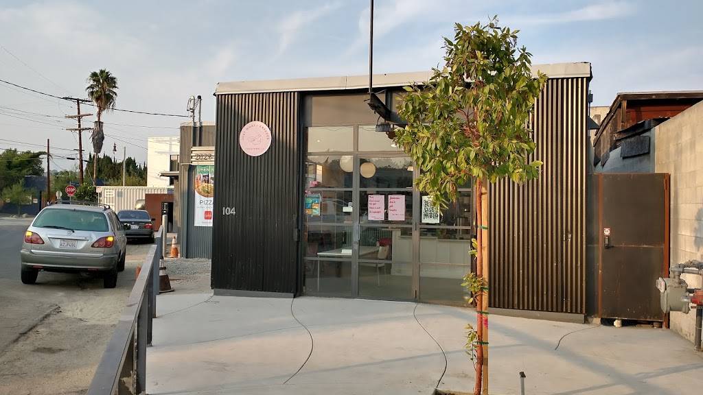 il Capriccio Frogtown Pizzeria | restaurant | 2029 Blake Ave #103, Los Angeles, CA 90039, USA | 3235223341 OR +1 323-522-3341