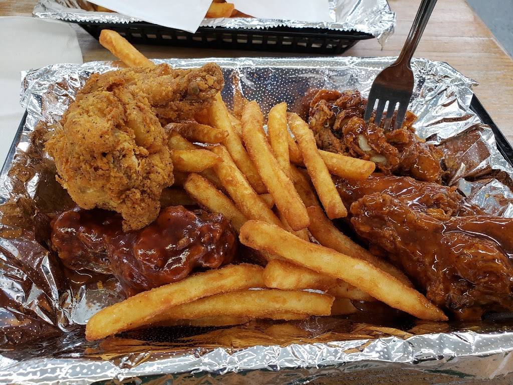 Southern Roots Grille | restaurant | 552 East Ocean Rd, NC-50, Holly Ridge, NC 28445, USA | 9108030773 OR +1 910-803-0773