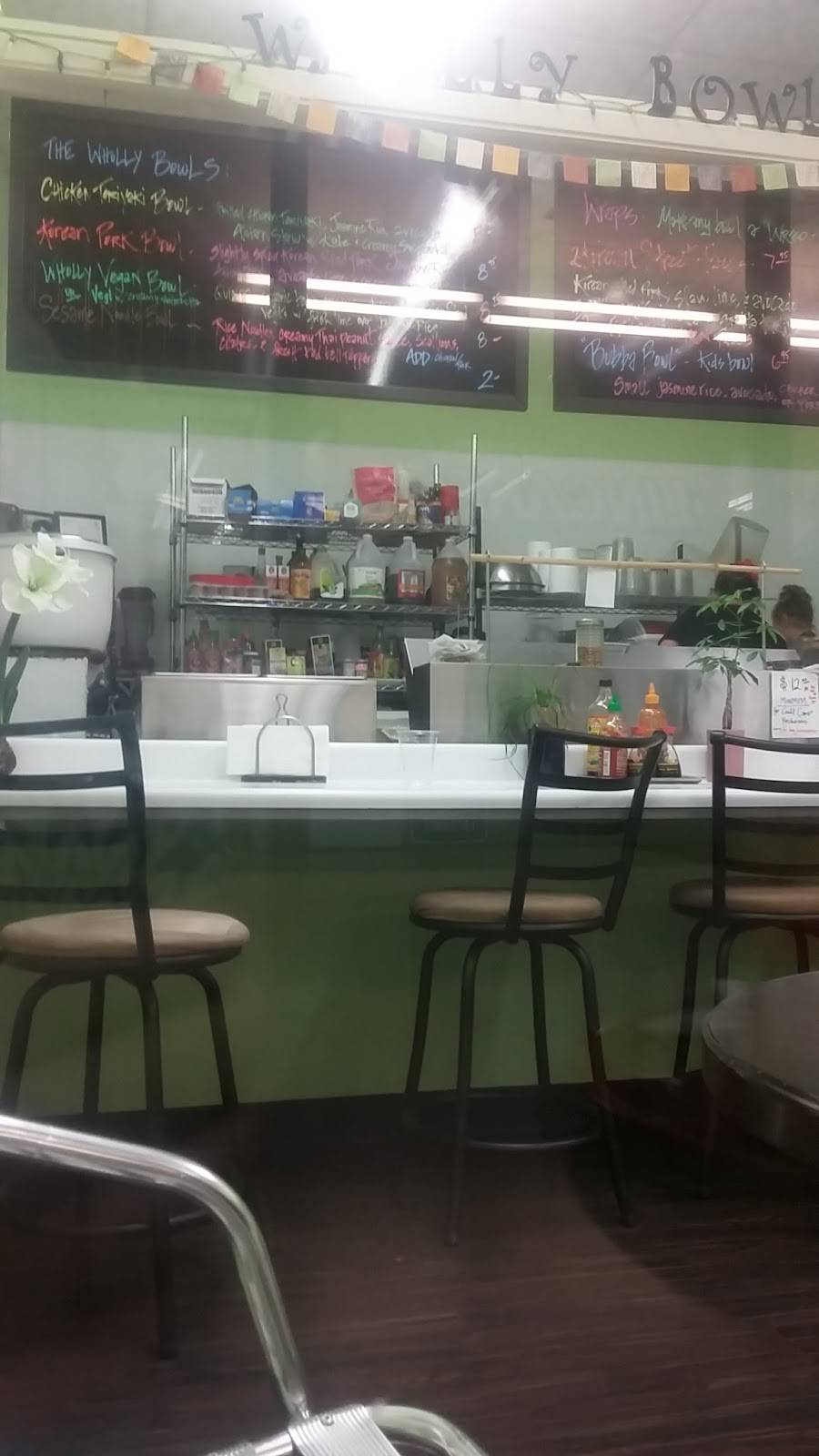 Wholly Bowl | restaurant | 1235 S Main St, Lakeport, CA 95453, USA | 7079008534 OR +1 707-900-8534