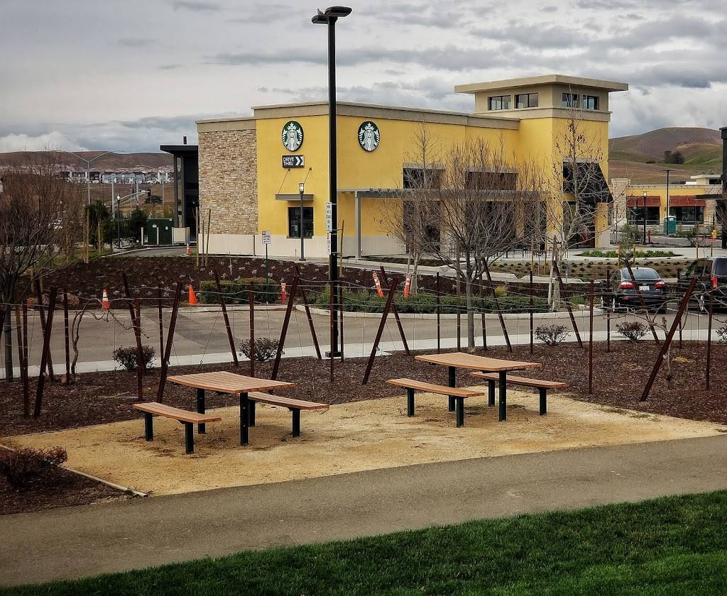 Starbucks | cafe | 4521 Livermore Outlets Dr, Livermore, CA 94550, USA | 9253441925 OR +1 925-344-1925