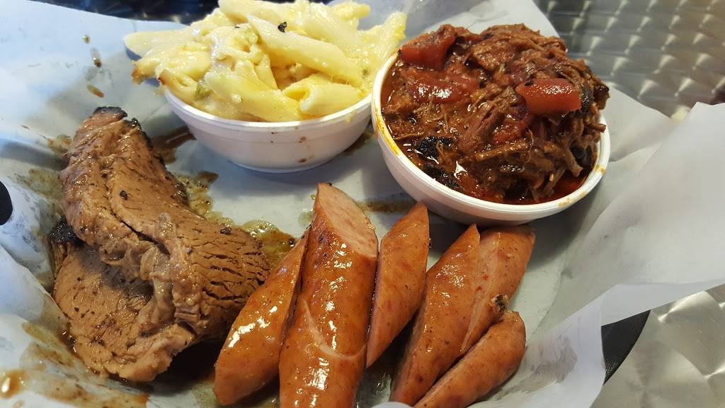 Moonies Texas BBQ | restaurant | 5545 Atlanta Hwy, Flowery Branch, GA 30542, USA | 6788288366 OR +1 678-828-8366