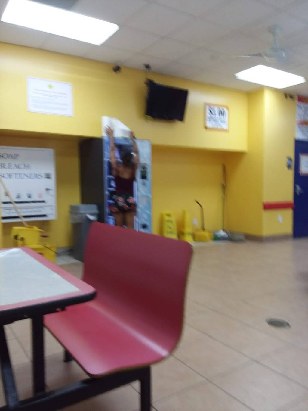 American Deli | meal takeaway | 4514 Washington Rd, Atlanta, GA 30349, USA | 4047673344 OR +1 404-767-3344