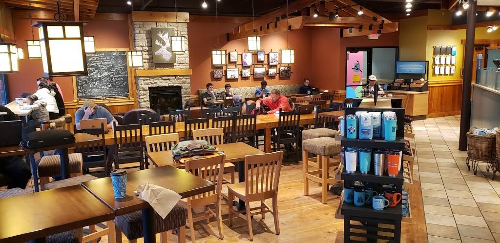 Caribou Coffee | cafe | 1127 Larpenteur Ave W, Roseville, MN 55113, USA | 6514875502 OR +1 651-487-5502