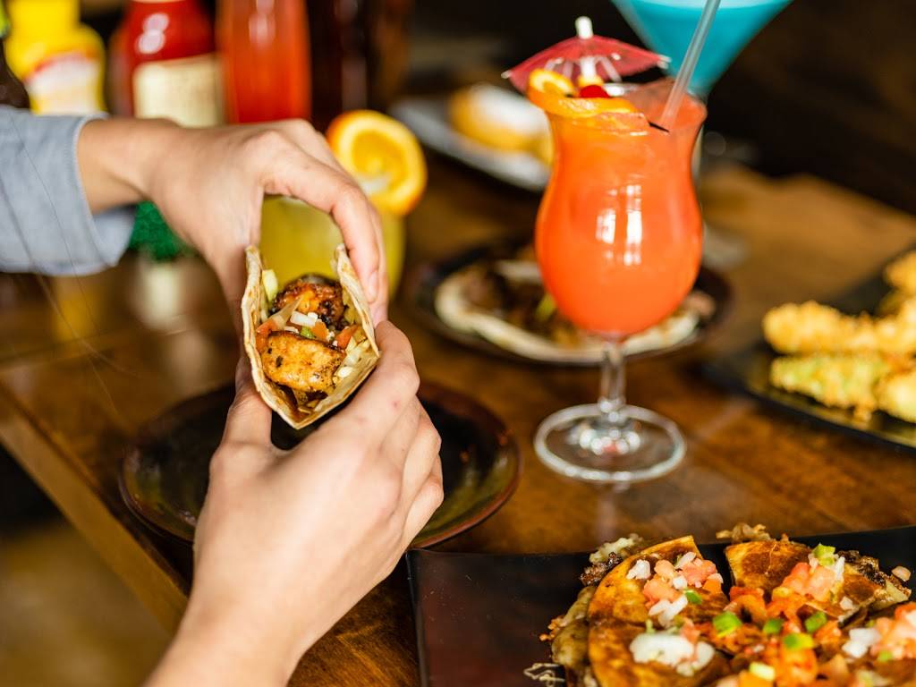 Nola Pub | restaurant | 3481 N Clark St, Chicago, IL 60657, USA | 7736611873 OR +1 773-661-1873