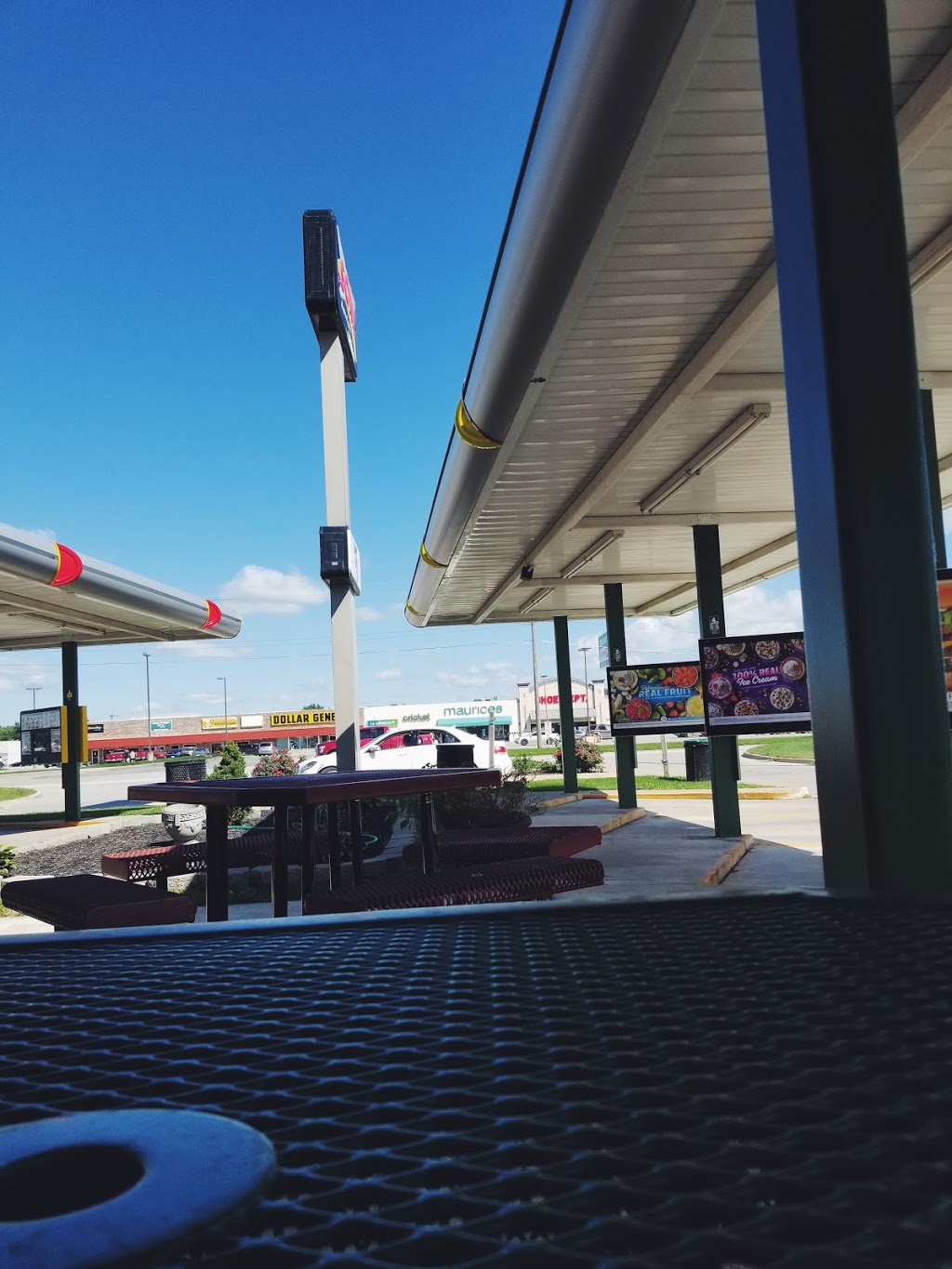Sonic Drive-In | restaurant | 2119 N Baltimore St, Kirksville, MO 63501, USA | 6606274808 OR +1 660-627-4808