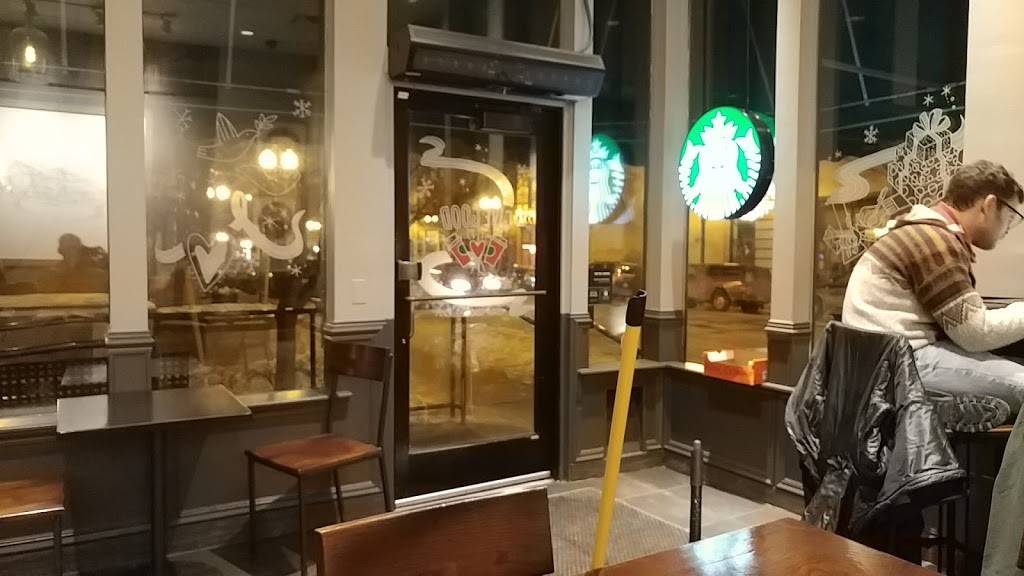 Starbucks | cafe | 1430 W Taylor St, Chicago, IL 60607, USA | 3124927370 OR +1 312-492-7370