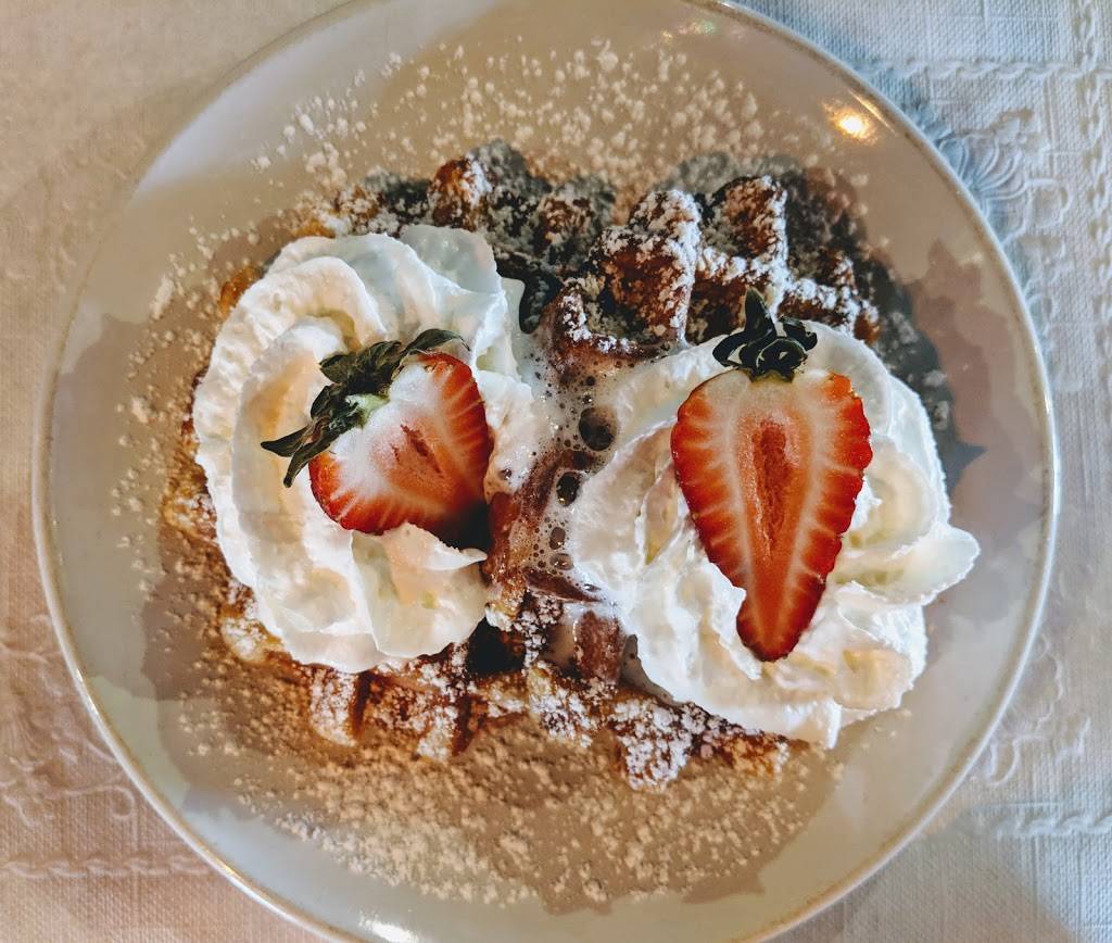 Busters Bistro | restaurant | 300 Sanford Ave, Sanford, FL 32771, USA | 4077326880 OR +1 407-732-6880