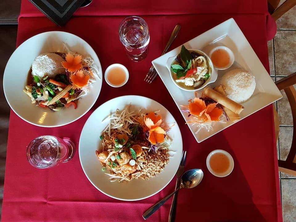 My Thai Village | restaurant | 474 Hazeldean Rd, Kanata, ON K2L 4E5, Canada | 6138315099 OR +1 613-831-5099