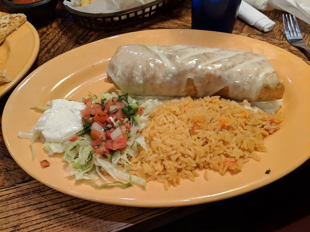 Quesos Mexican Bar & Grill | restaurant | 14741 Hazel Dell Crossing #100, Noblesville, IN 46062, USA | 3177982191 OR +1 317-798-2191