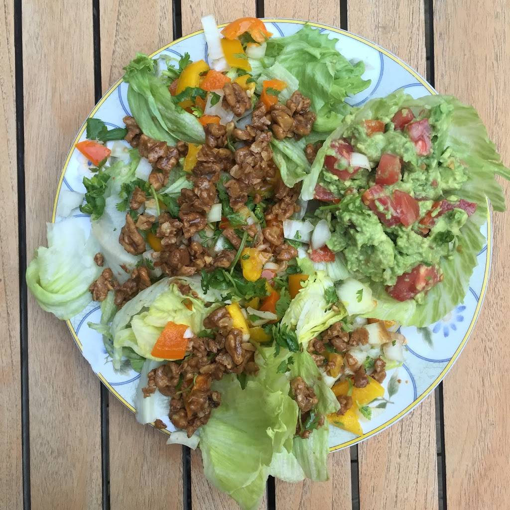 Rawgrandmas Pantry | restaurant | 8th Concession, Uxbridge, ON L9P 1R3, Canada | 6472252287 OR +1 647-225-2287