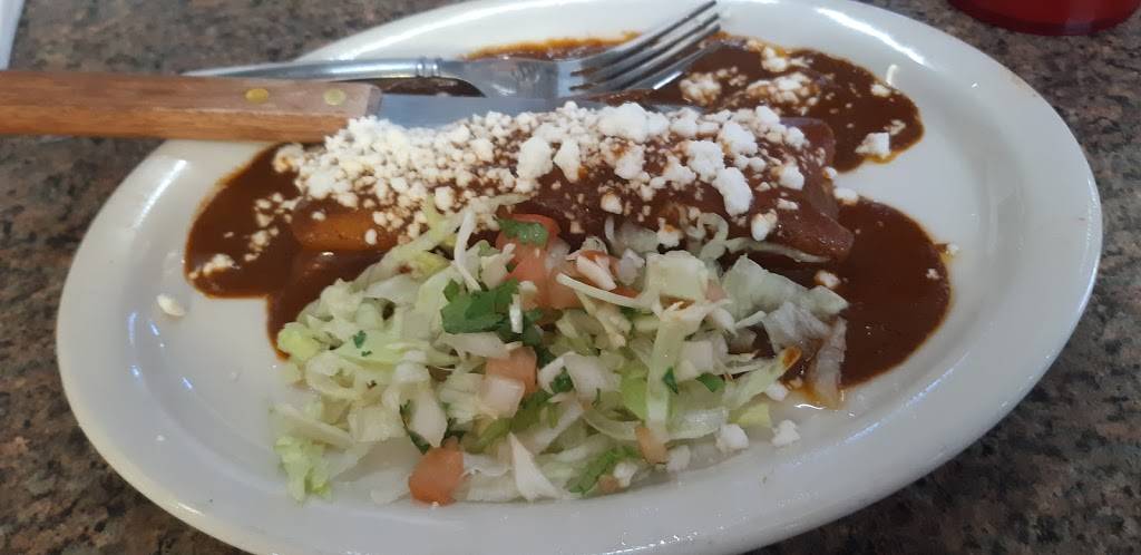 Adelas Authentic Mexican Restaurant | restaurant | 430 E 25th St #17, Tacoma, WA 98421, USA | 2533830911 OR +1 253-383-0911