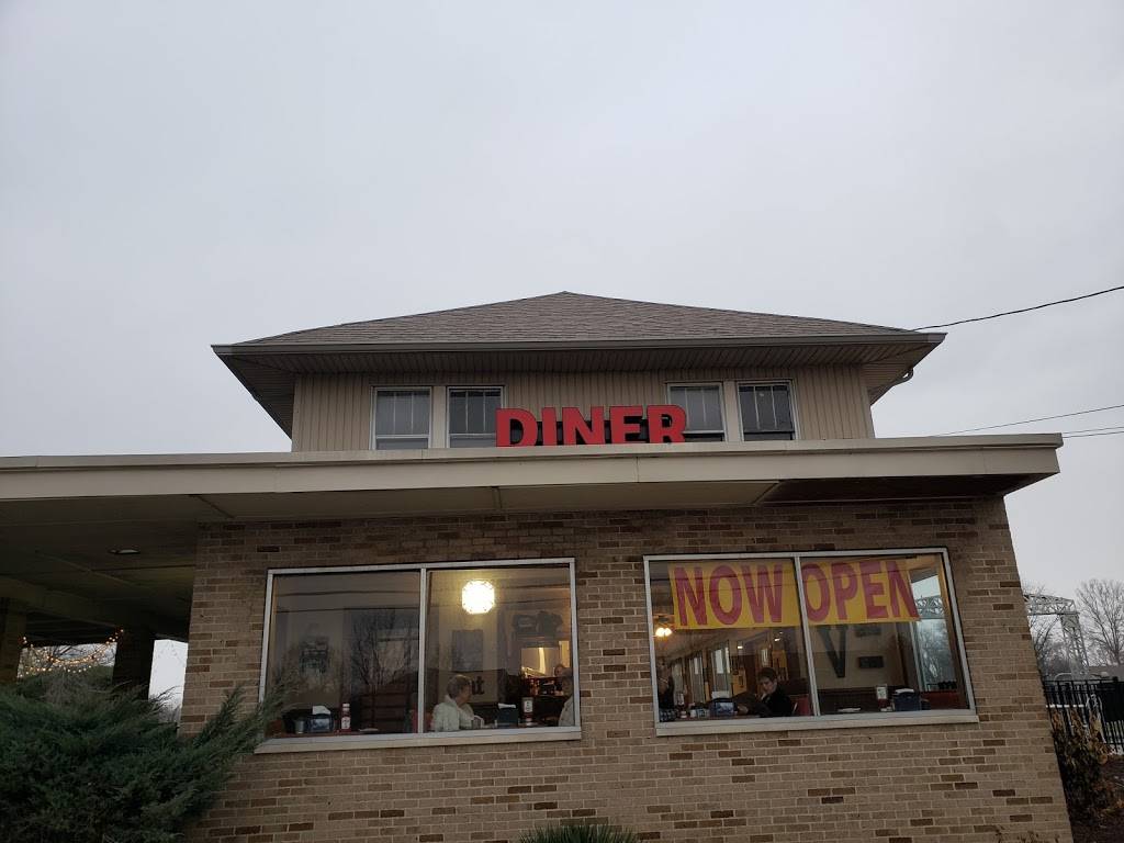 Fantasy Diner and Ice Cream Parlor | restaurant | 5873 Hamilton Middletown Rd, Middletown, OH 45044, USA | 5133607097 OR +1 513-360-7097