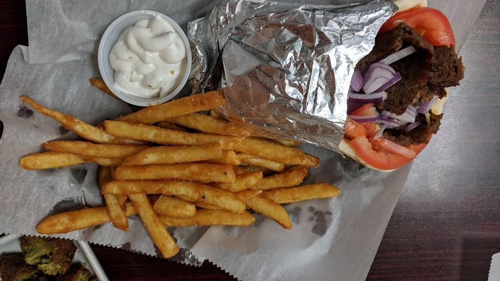 Chef Moussa - Mediterranean & American Cuisine | restaurant | 201 E Lake Ave, Peoria, IL 61614, USA | 3099664234 OR +1 309-966-4234