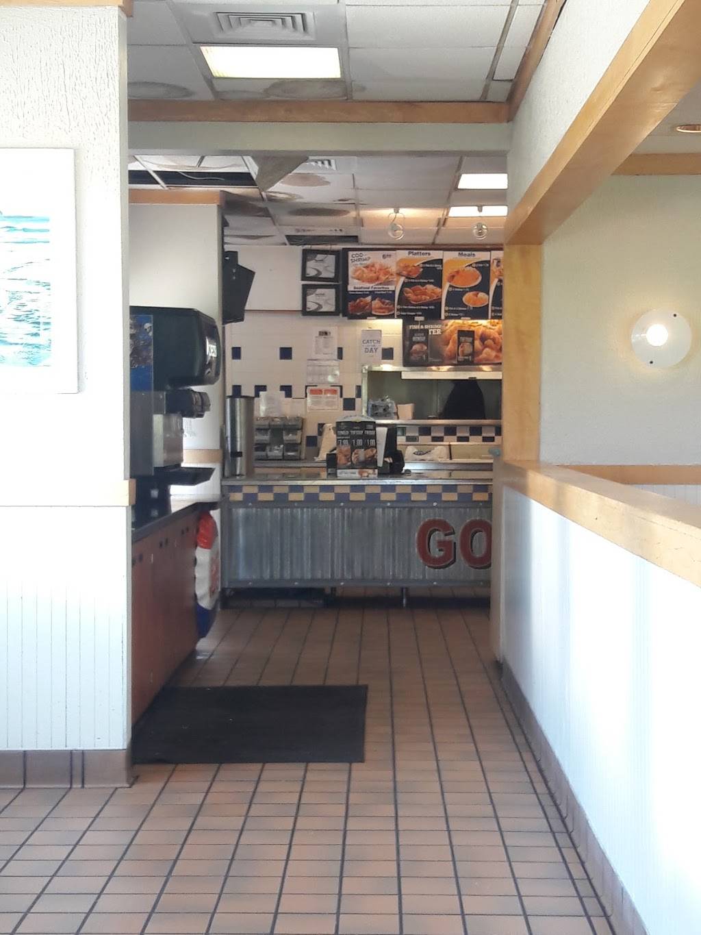 Long John Silvers | restaurant | 174 Stonebrook Pl, Jackson, TN 38305, USA | 7316619388 OR +1 731-661-9388