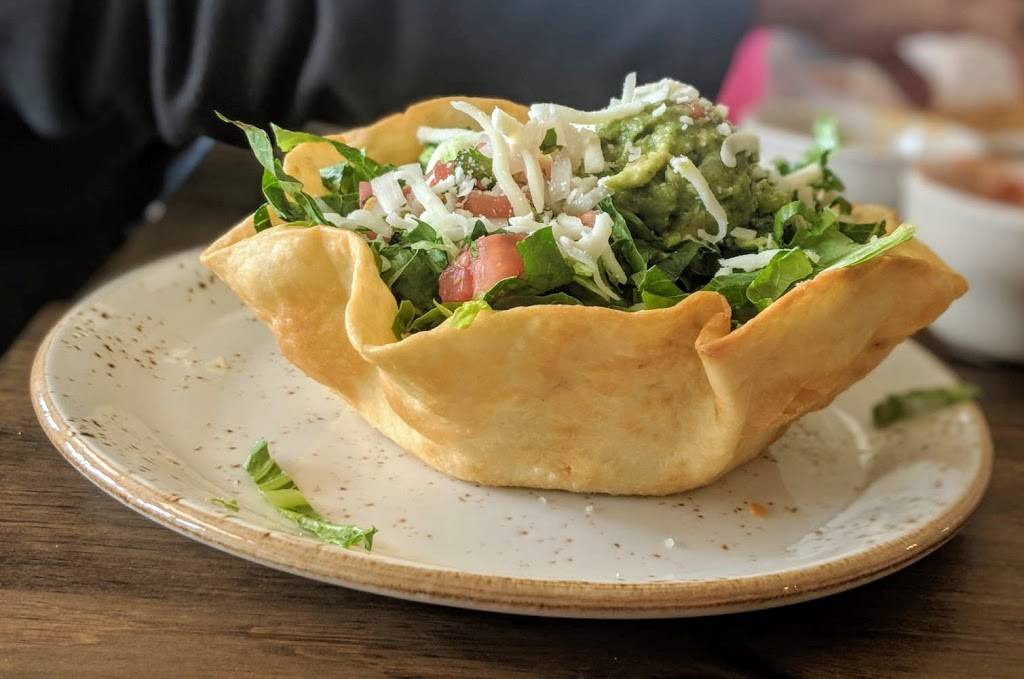 Rodrigos | restaurant | 7593 S State St, Harbor Springs, MI 49740, USA | 2314126077 OR +1 231-412-6077