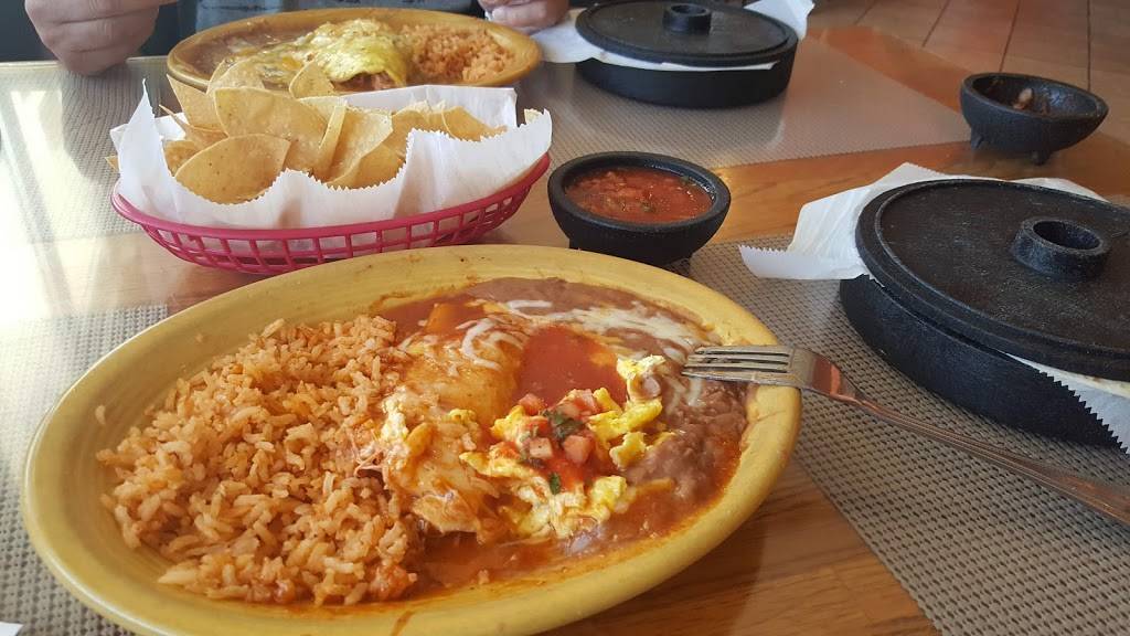 El Toro Bronco | restaurant | 1030 N H St, Lompoc, CA 93436, USA | 8057353499 OR +1 805-735-3499