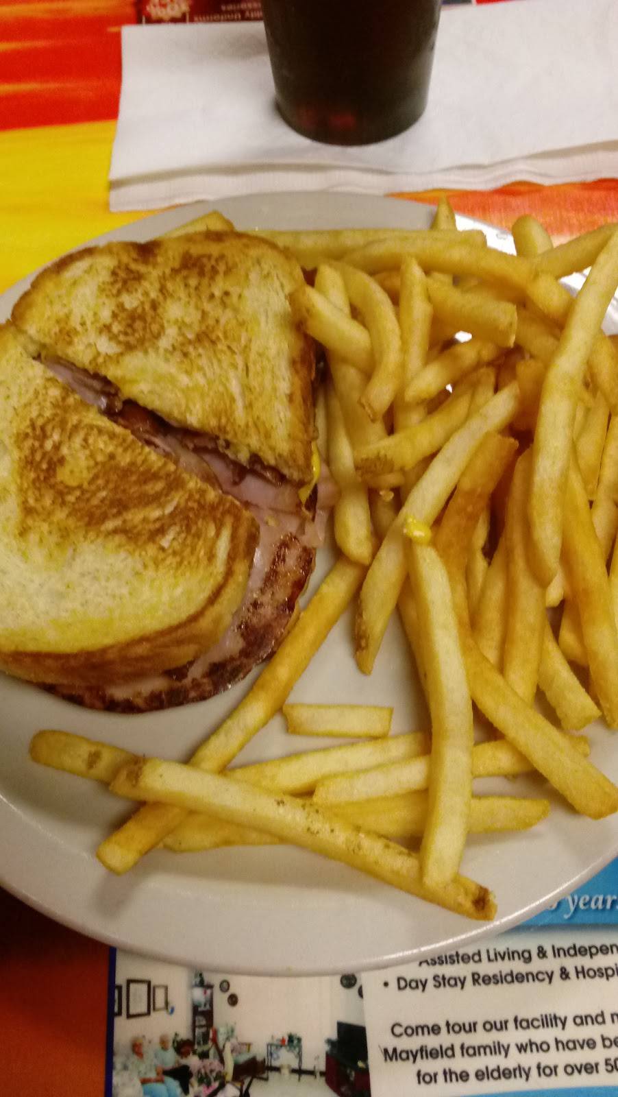 Sunrise Grill | restaurant | 462 E Burleigh Blvd, Tavares, FL 32778, USA | 3523437744 OR +1 352-343-7744