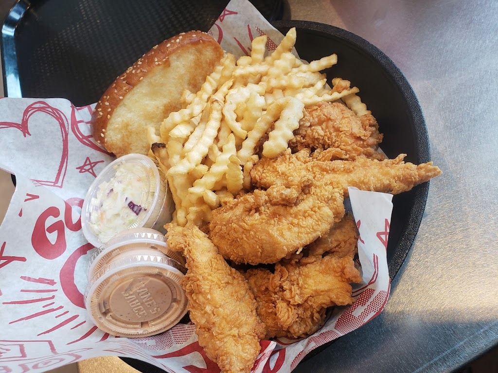 Raising Canes Chicken Fingers | restaurant | 5959 W Thunderbird Rd, Glendale, AZ 85306, USA | 6026913240 OR +1 602-691-3240
