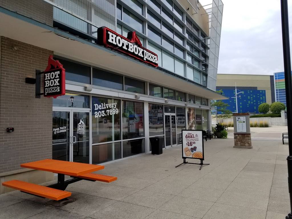 Hot Box Pizza | restaurant | 2499 Perry Crossing Way, Plainfield, IN 46168, USA | 3172037899 OR +1 317-203-7899
