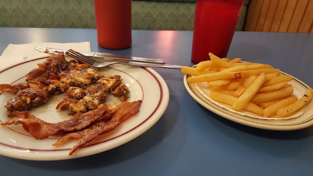 Angelos Luncheonette | restaurant | 1722 N Scott St, Wilmington, DE 19806, USA | 3026588625 OR +1 302-658-8625