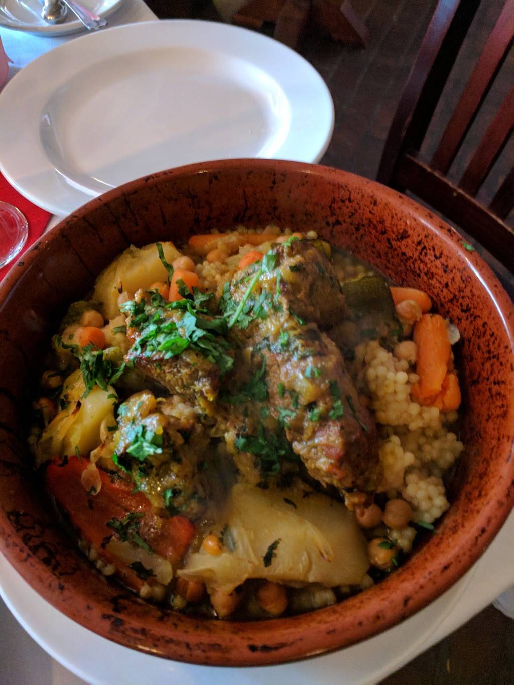 La Lou Bistro | restaurant | 15 S King St, Leesburg, VA 20175, USA | 7034749611 OR +1 703-474-9611