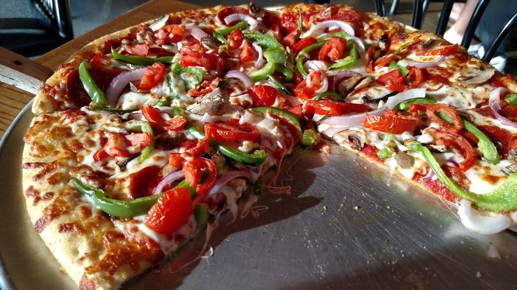 The Corner Slice | restaurant | 600 N Elm St, Greensboro, NC 27401, USA | 3363333077 OR +1 336-333-3077