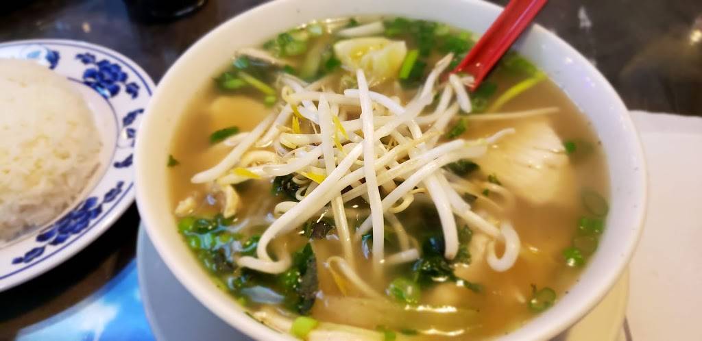 Ivy’s Pho & Grill | restaurant | 15630 Boones Ferry Rd Suite# 2, Lake Oswego, OR 97035, USA | 5036360411 OR +1 503-636-0411