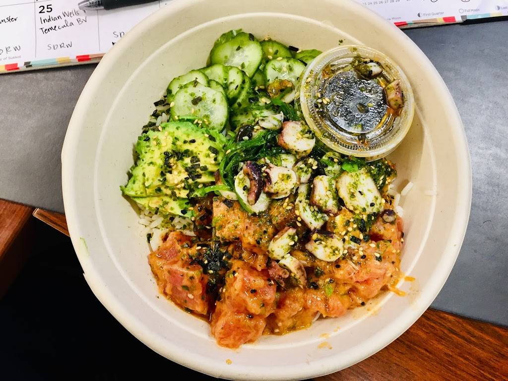 Seasurf Fish Co. | restaurant | 2650 Del Mar Heights Rd #300, Del Mar, CA 92014, USA | 8582807100 OR +1 858-280-7100