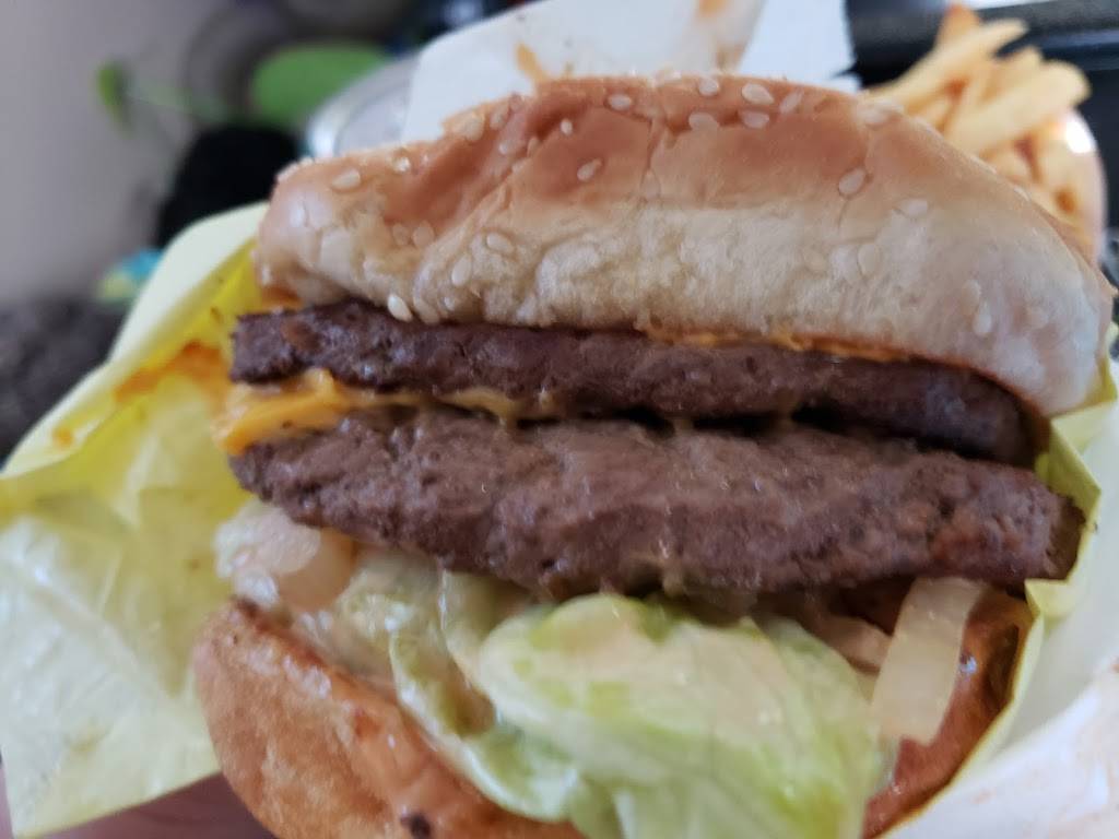 Daves Burgers | restaurant | 3396 Atlantic Ave, Long Beach, CA 90807, USA | 5624243340 OR +1 562-424-3340