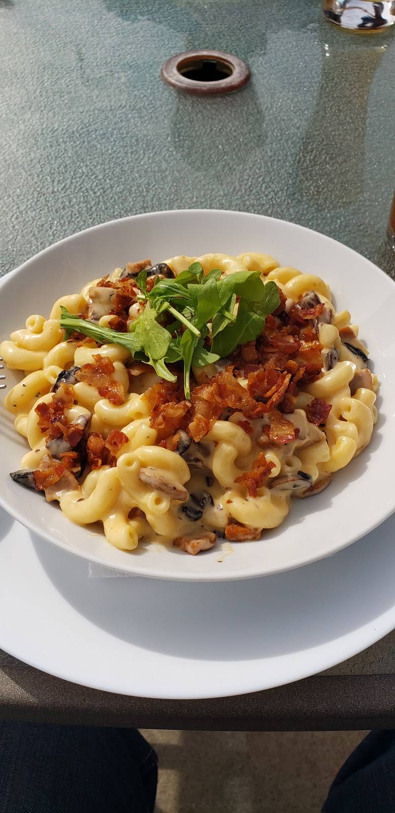 Le 56 Brasserie Urbaine | restaurant | 550 Boulevard Père-Lelièvre, Québec, QC G1M 3R2, Canada | 4186881202 OR +1 418-688-1202