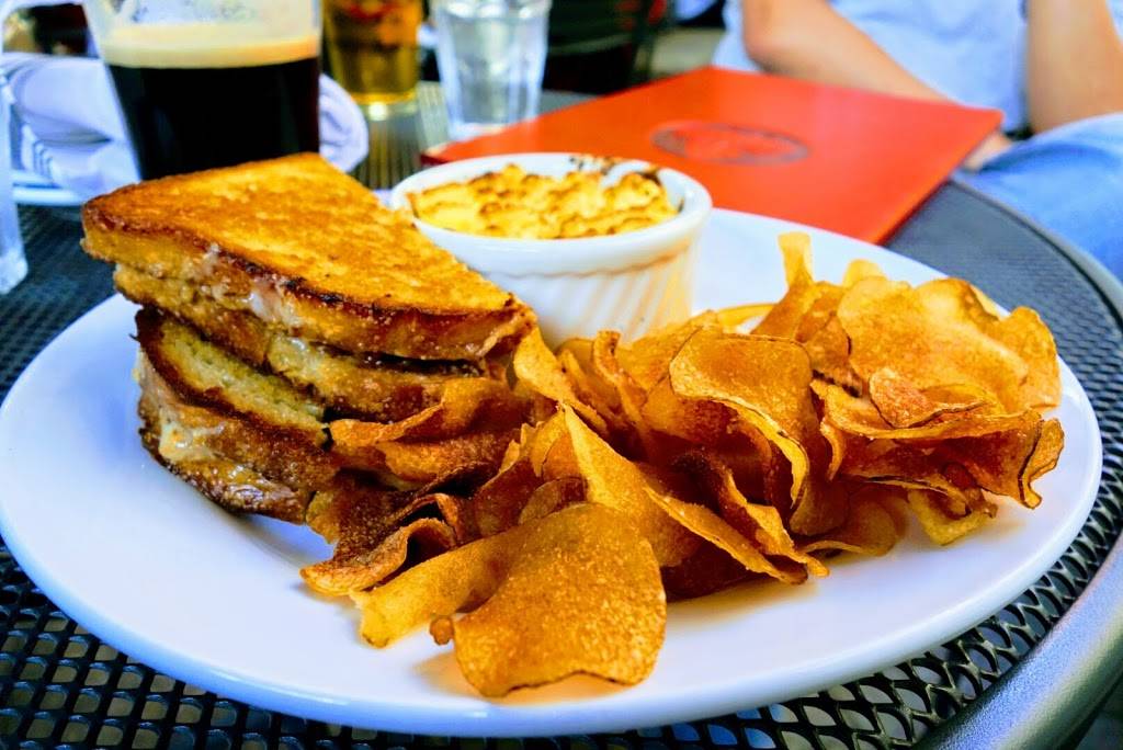 Hopleaf | restaurant | 5148 N Clark St, Chicago, IL 60640, USA | 7733349851 OR +1 773-334-9851