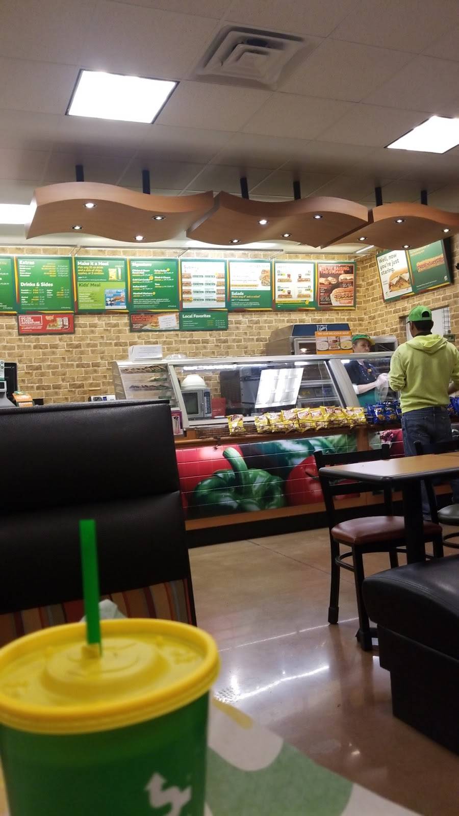 Subway | restaurant | 901 1st Ave SE, Gravette, AR 72736, USA | 4793446066 OR +1 479-344-6066