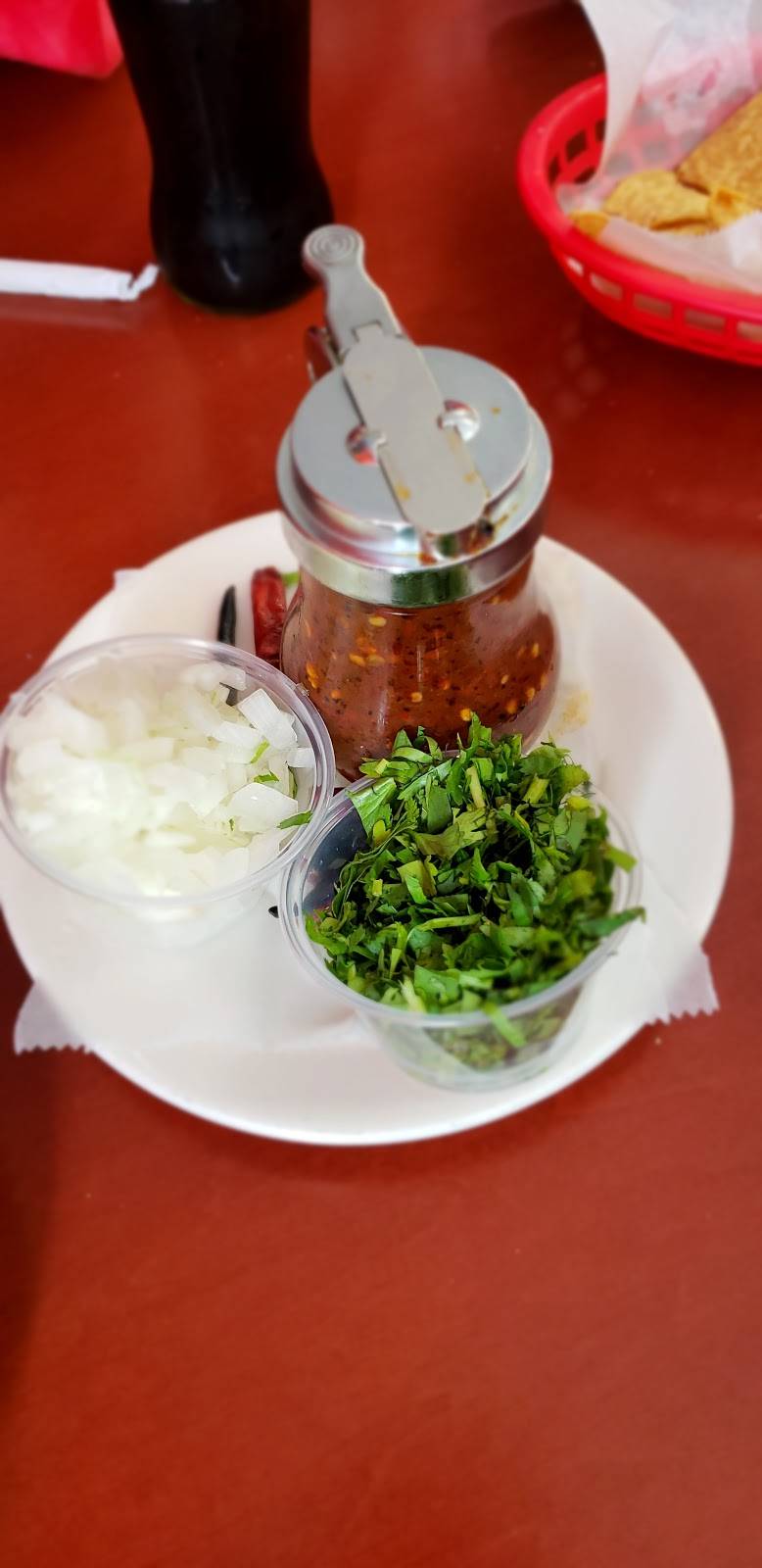 Birrieria Aguascalientes | restaurant | 5756 W Belmont Ave, Chicago, IL 60634, USA | 7736374747 OR +1 773-637-4747