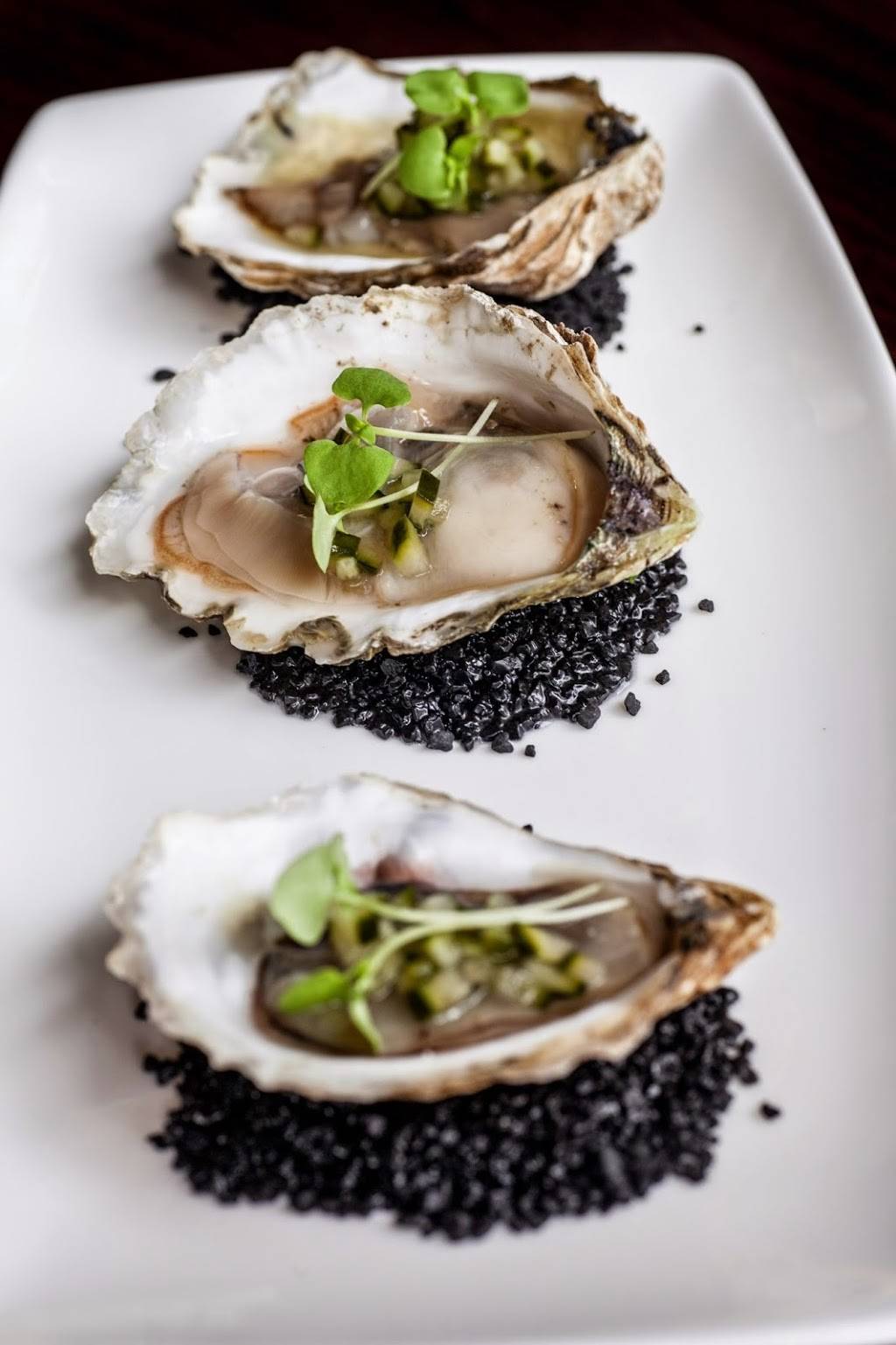 Rugby Grille | restaurant | 100 Townsend St, Birmingham, MI 48009, USA | 2486425999 OR +1 248-642-5999