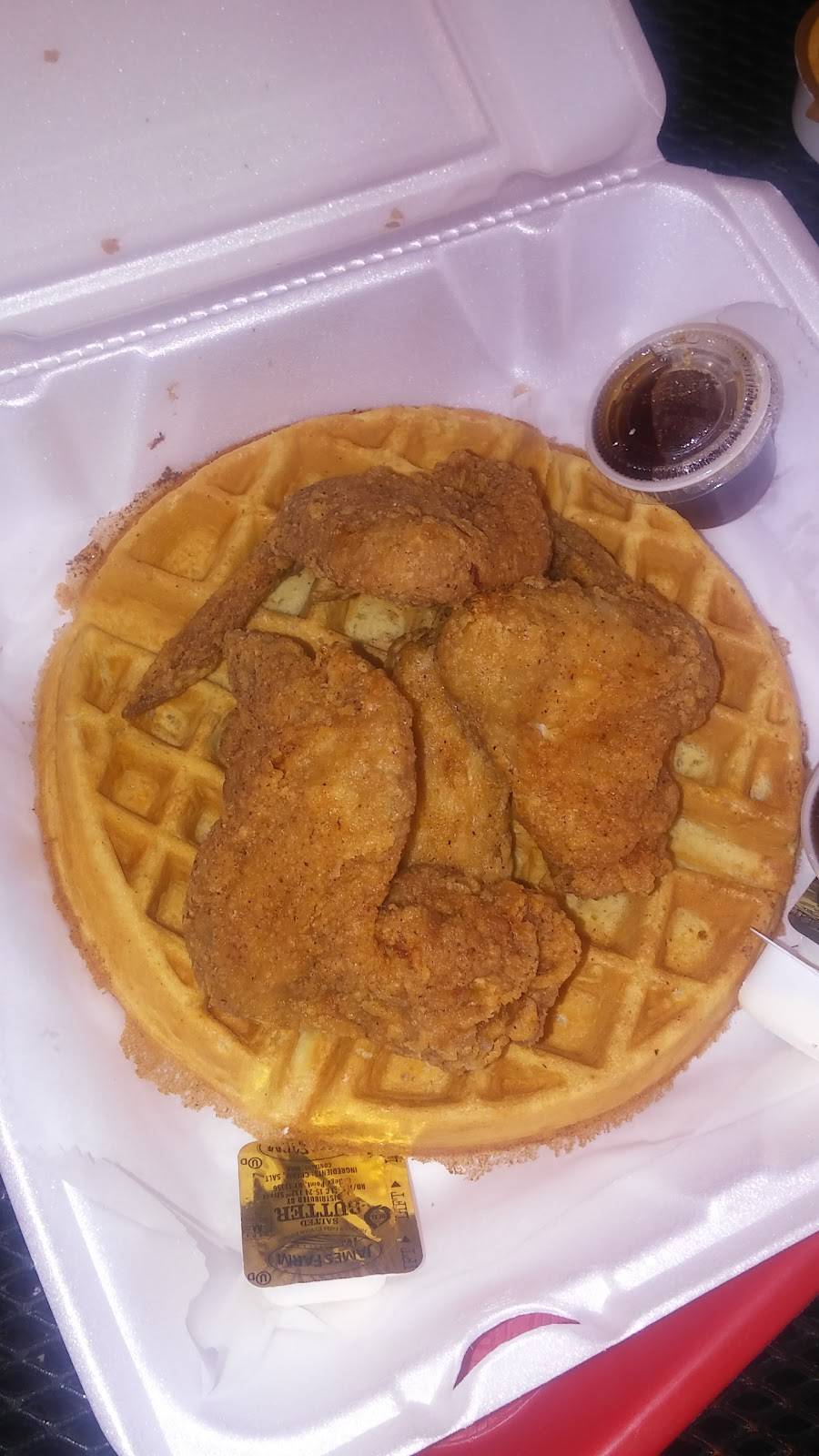 Shake n Burger | restaurant | 147-01 Liberty Ave, Jamaica, NY 11435, USA | 7185231900 OR +1 718-523-1900