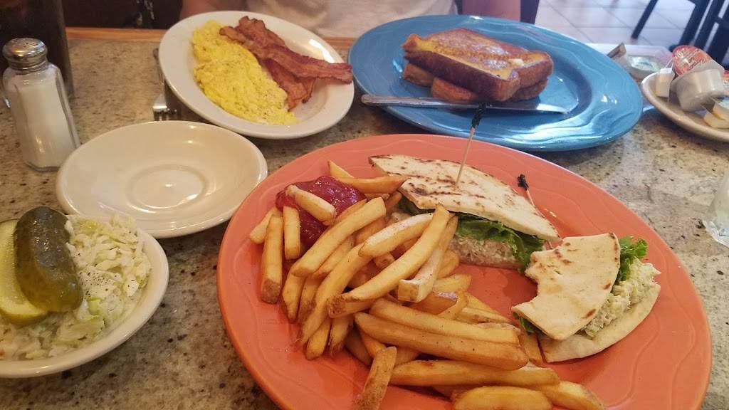 Cooper Town | restaurant | 339 1st Avenue, New York, NY 10003, USA | 2126779287 OR +1 212-677-9287