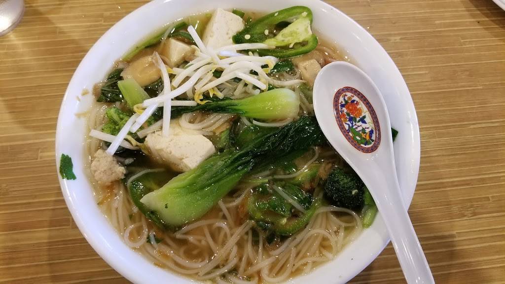 Quang Restaurant | restaurant | 2719 Nicollet Ave, Minneapolis, MN 55408, USA | 6128704739 OR +1 612-870-4739