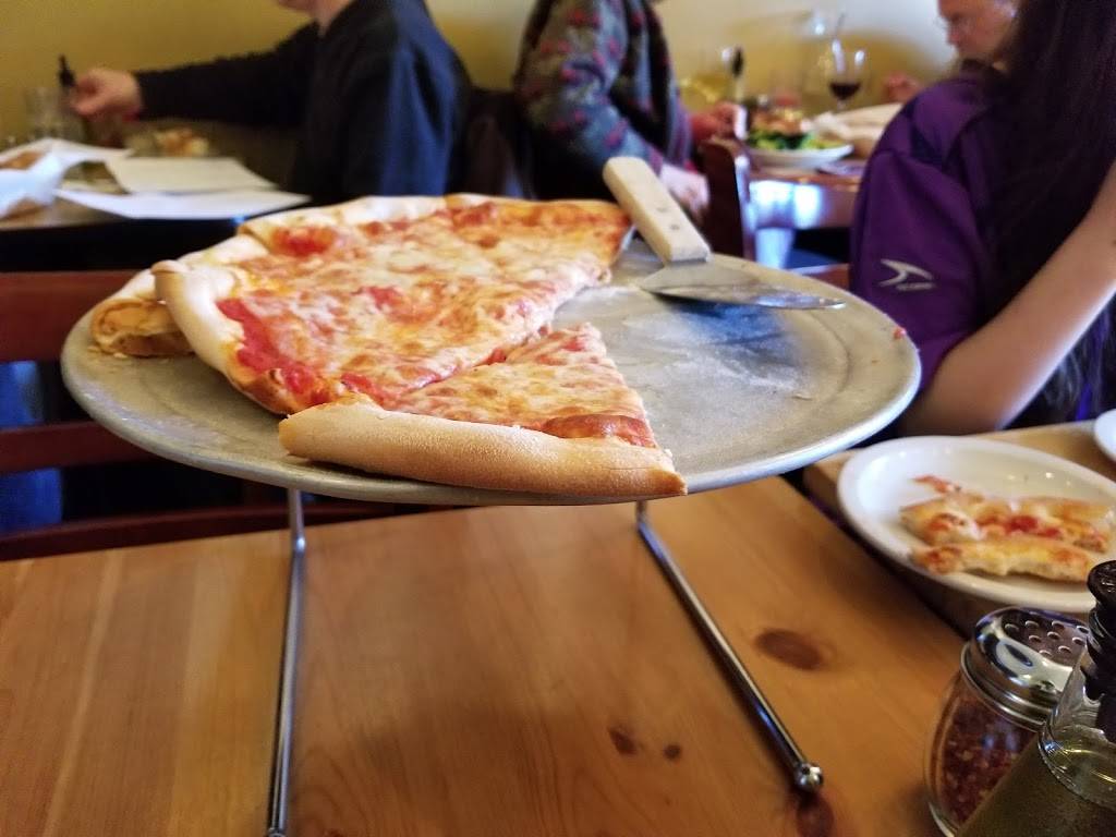 Daves New Kitchen | restaurant | 815 Noyes St, Evanston, IL 60201, USA | 8478646000 OR +1 847-864-6000