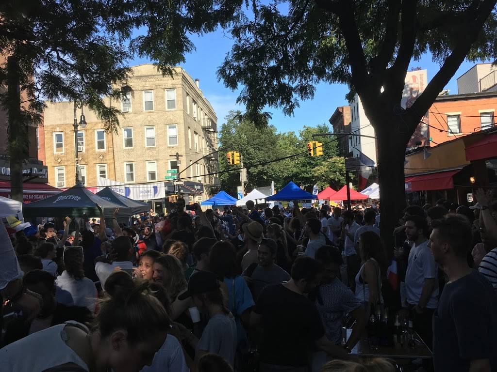 Bar Tabac | restaurant | 128 Smith St, Brooklyn, NY 11201, USA | 7189230918 OR +1 718-923-0918