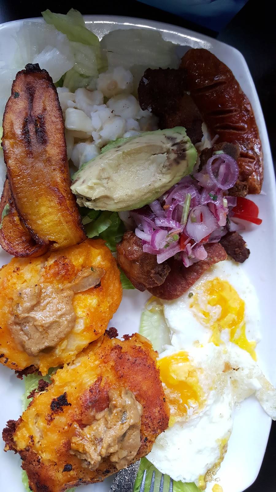 Tropical | restaurant | 36-10 Greenpoint Ave, Long Island City, NY 11101, USA | 7183922734 OR +1 718-392-2734