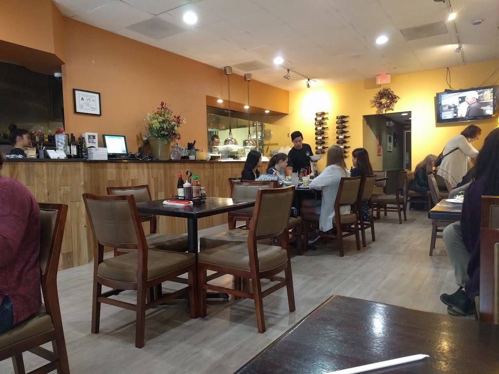 Wild Ginger Noodle Bar | restaurant | 1950 Hendersonville Rd #12, Asheville, NC 28803, USA | 8286762311 OR +1 828-676-2311