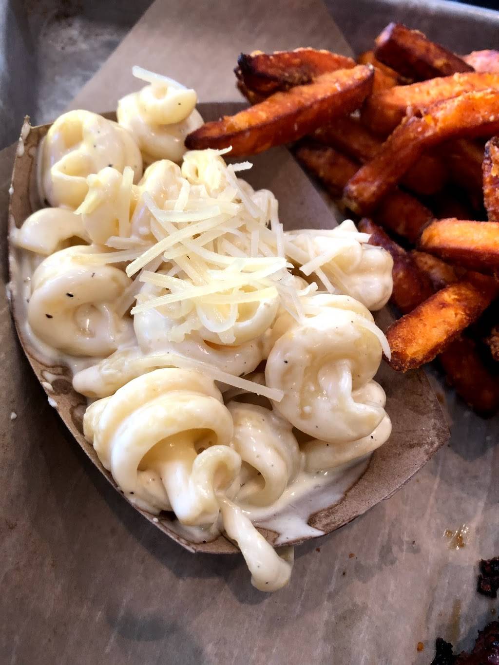 PJs Smoke N Grill | restaurant | 112 Main St, Medway, MA 02053, USA | 5083211193 OR +1 508-321-1193