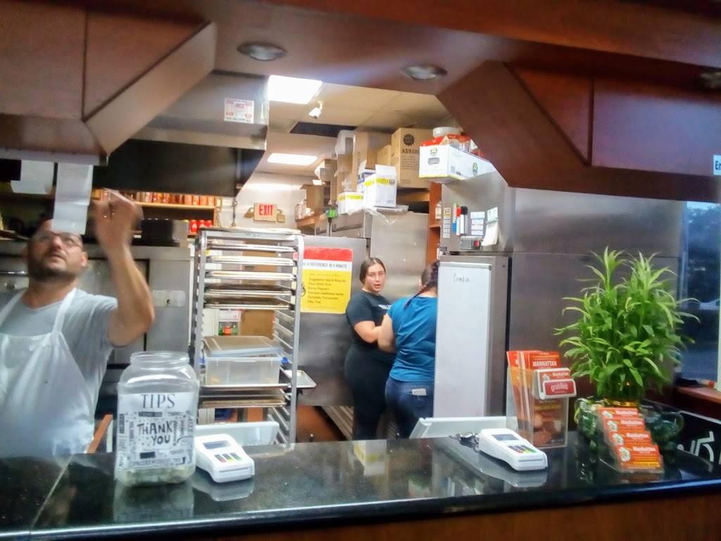 Manhattan Pizza Place | meal delivery | 5201 W 24th Ave, Hialeah, FL 33016, USA | 3055568000 OR +1 305-556-8000