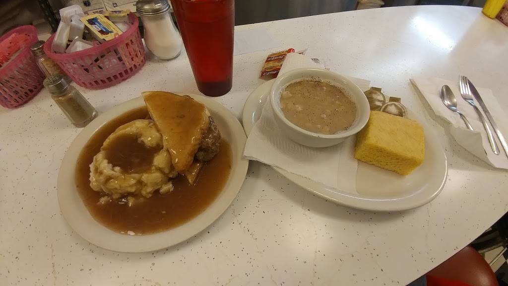 Dinky Diner | restaurant | 104 4th St, Decatur City, IA 50067, USA | 6414466581 OR +1 641-446-6581