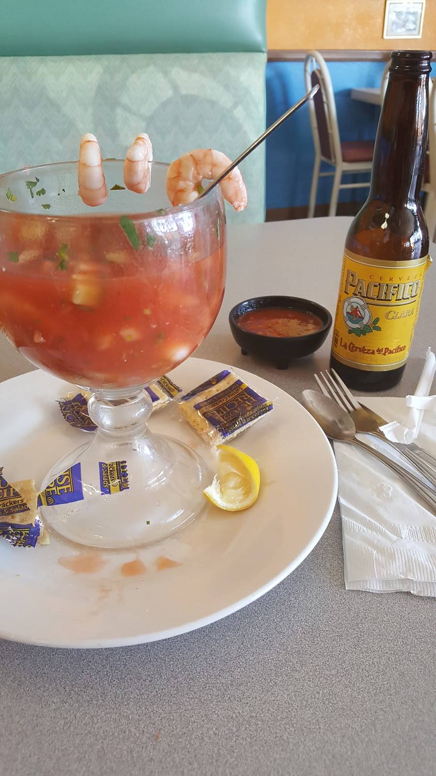 Amys Mexican Restaurant | restaurant | 18768 CA-18, Apple Valley, CA 92307, USA | 7602421474 OR +1 760-242-1474